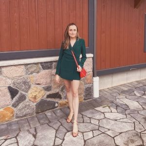 Meet your Posher, Dana